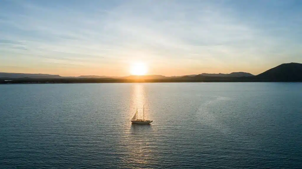 Derwent Hunter Tall Ship Sunset